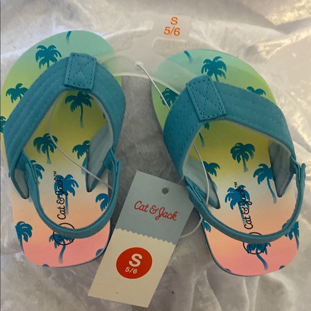 NWT Cat & Jack Kids' Multicolor Palm Sandals